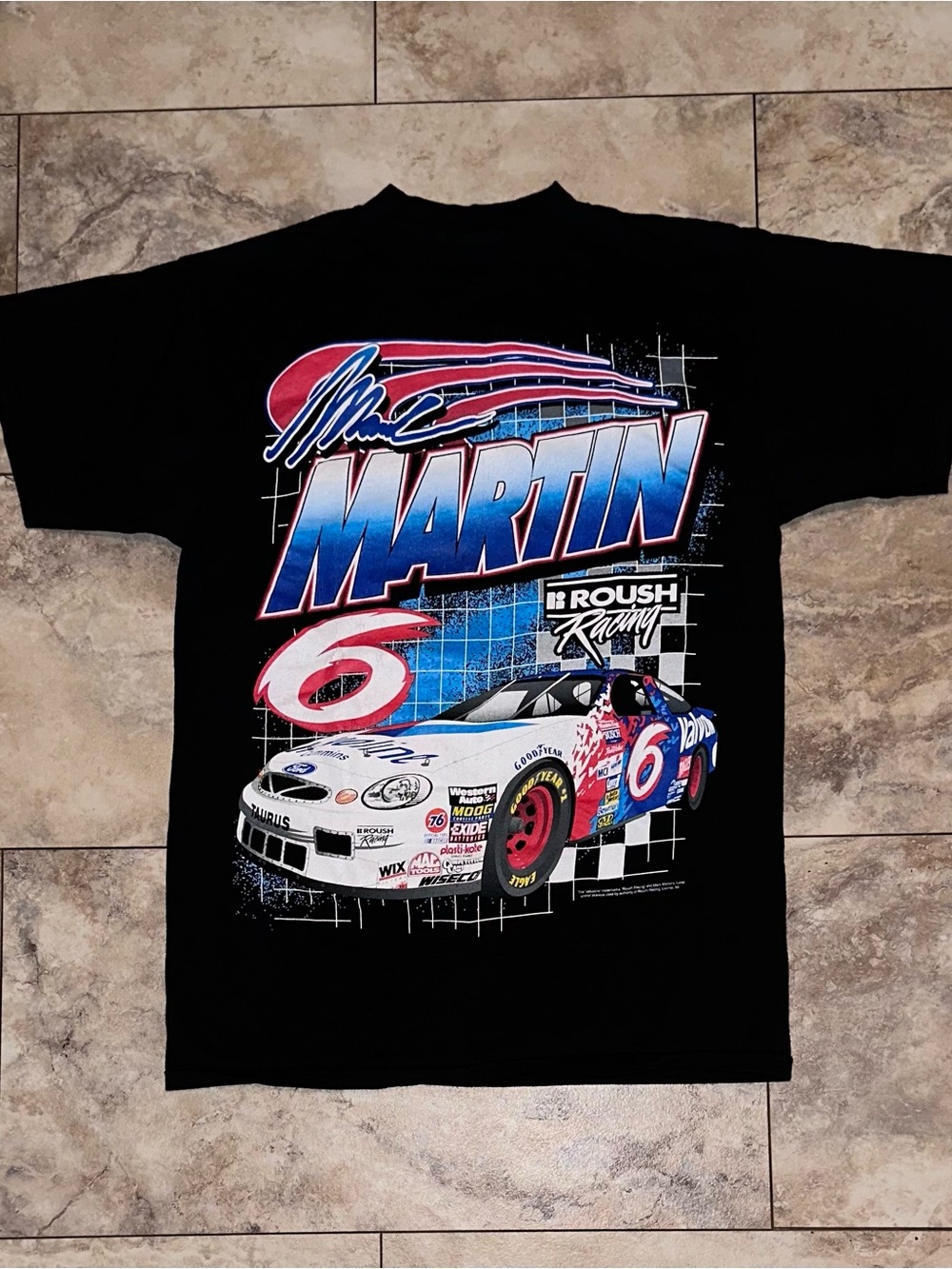 Vintage Mark Martin #6 Valvoline Roush Racing NASCAR T-Shirt Mens Medium 90s